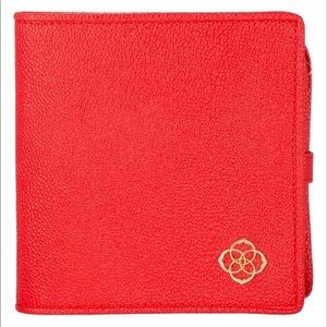 Kendra Scott small zip away jewelry organizer